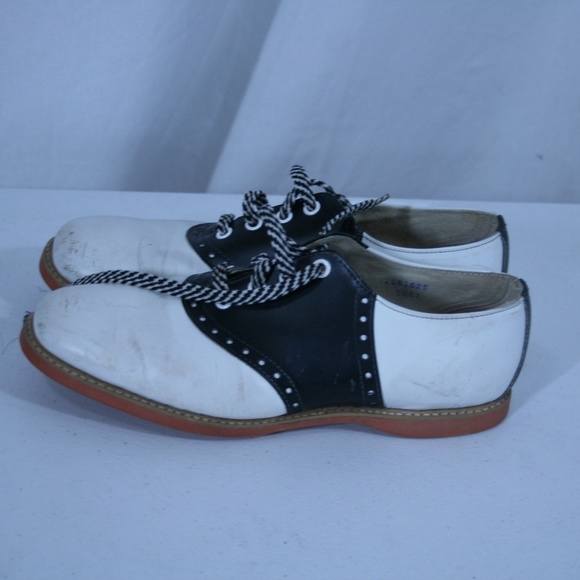 Biltrite Other - Vintage Saddle Shoes sz 7 1/2D Men 8 1/2 Women